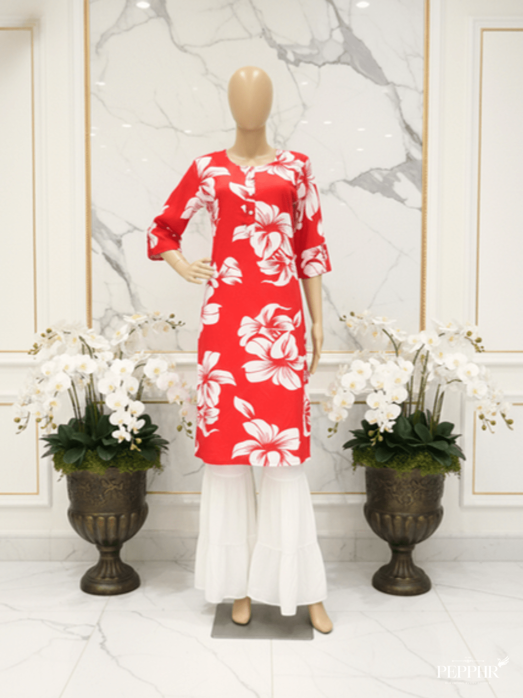 red kurti on mannequin